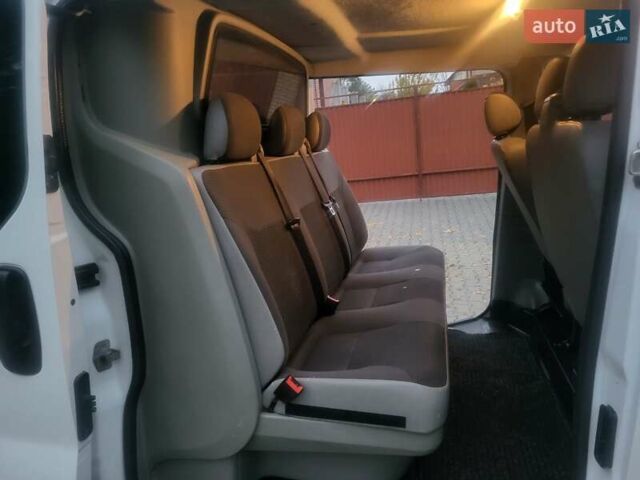 Белый Опель Виваро, объемом двигателя 2 л и пробегом 265 тыс. км за 13300 $, фото 85 на Automoto.ua