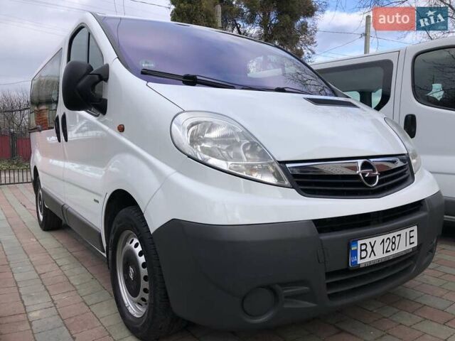Білий Опель Віваро, об'ємом двигуна 2 л та пробігом 264 тис. км за 14600 $, фото 9 на Automoto.ua