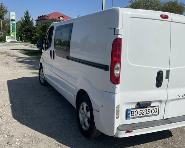 Белый Опель Виваро, объемом двигателя 2 л и пробегом 264 тыс. км за 11500 $, фото 26 на Automoto.ua