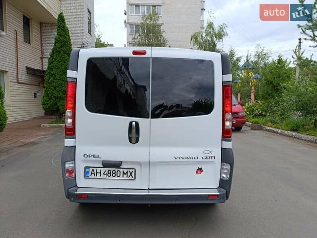 Белый Опель Виваро, объемом двигателя 2 л и пробегом 170 тыс. км за 13700 $, фото 5 на Automoto.ua