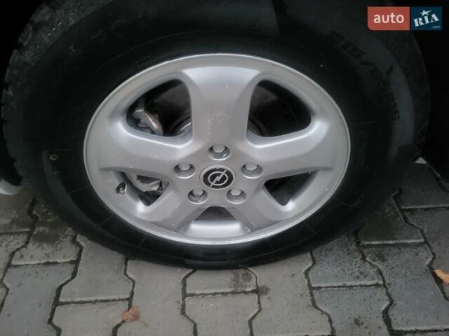 Белый Опель Виваро, объемом двигателя 2 л и пробегом 265 тыс. км за 13300 $, фото 100 на Automoto.ua