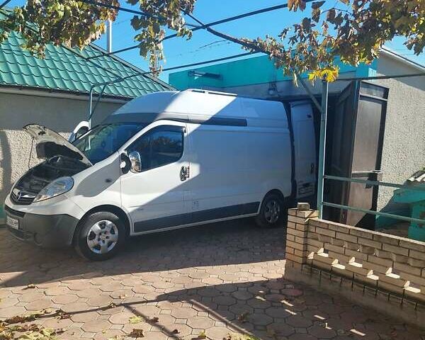 Белый Опель Виваро, объемом двигателя 2 л и пробегом 150 тыс. км за 12450 $, фото 35 на Automoto.ua