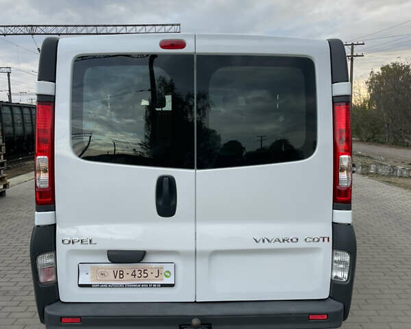Білий Опель Віваро, об'ємом двигуна 2 л та пробігом 259 тис. км за 14899 $, фото 32 на Automoto.ua