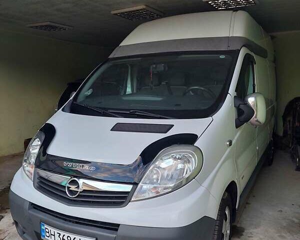 Белый Опель Виваро, объемом двигателя 2 л и пробегом 150 тыс. км за 12450 $, фото 34 на Automoto.ua