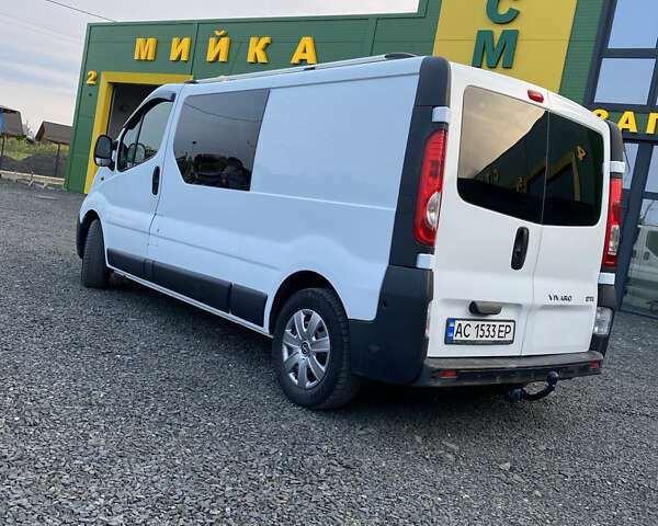 Белый Опель Виваро, объемом двигателя 2 л и пробегом 280 тыс. км за 11100 $, фото 8 на Automoto.ua