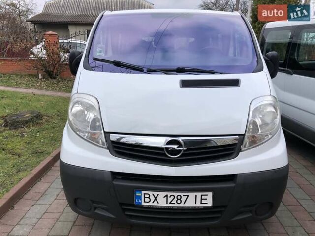 Білий Опель Віваро, об'ємом двигуна 2 л та пробігом 264 тис. км за 14600 $, фото 18 на Automoto.ua
