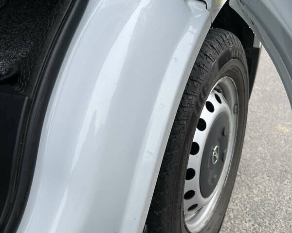 Опель Виваро 2013 в Киеве на Automoto.ua Белый Опель Виваро, объемом двигателя 2 л и пробегом 96 тыс. км за 13999 $, фото 8 на Automoto.ua