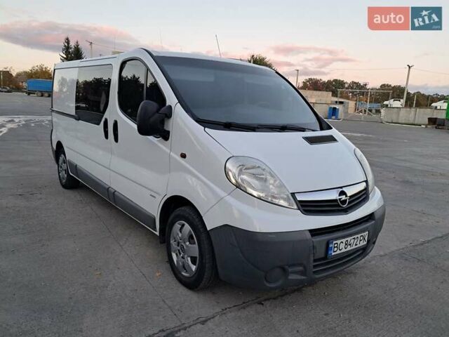 Белый Опель Виваро, объемом двигателя 2 л и пробегом 280 тыс. км за 12900 $, фото 11 на Automoto.ua