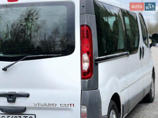 Белый Опель Виваро, объемом двигателя 2 л и пробегом 244 тыс. км за 13000 $, фото 12 на Automoto.ua