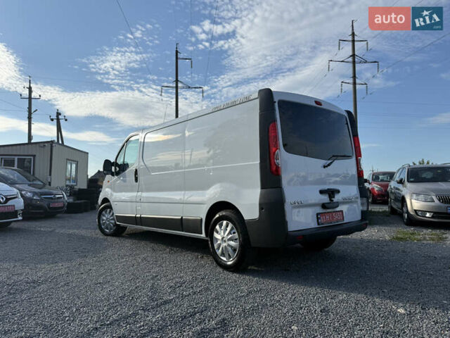 Белый Опель Виваро, объемом двигателя 2 л и пробегом 119 тыс. км за 14300 $, фото 12 на Automoto.ua
