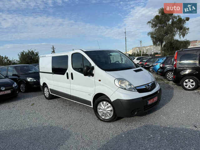 Белый Опель Виваро, объемом двигателя 2 л и пробегом 119 тыс. км за 14300 $, фото 29 на Automoto.ua