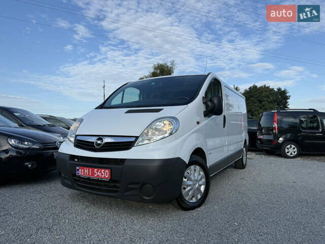 Белый Опель Виваро, объемом двигателя 2 л и пробегом 119 тыс. км за 14300 $, фото 51 на Automoto.ua