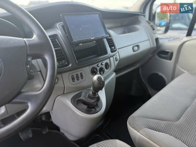 Белый Опель Виваро, объемом двигателя 2 л и пробегом 119 тыс. км за 14300 $, фото 40 на Automoto.ua