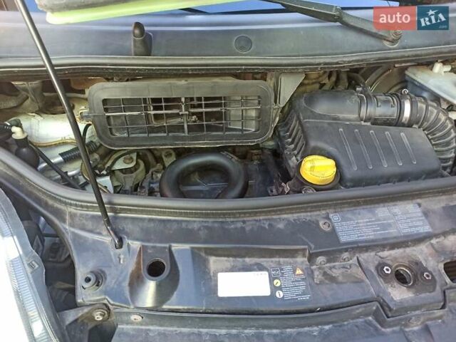 Белый Опель Виваро, объемом двигателя 2 л и пробегом 230 тыс. км за 10550 $, фото 10 на Automoto.ua