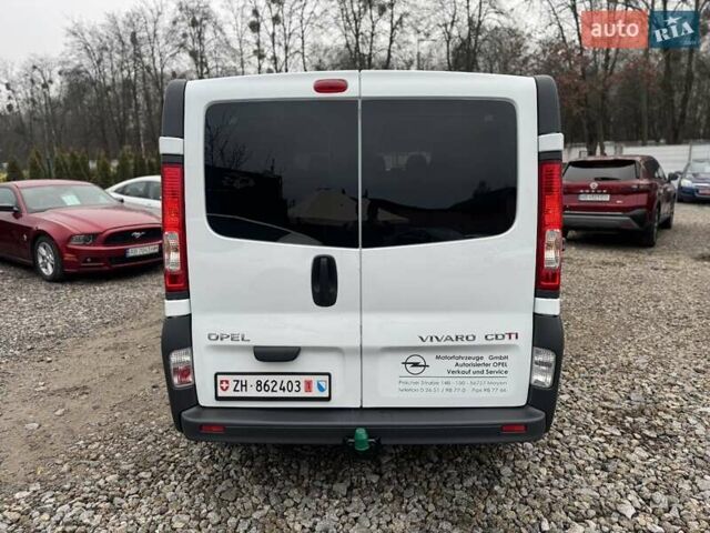 Білий Опель Віваро, об'ємом двигуна 2 л та пробігом 290 тис. км за 12900 $, фото 4 на Automoto.ua