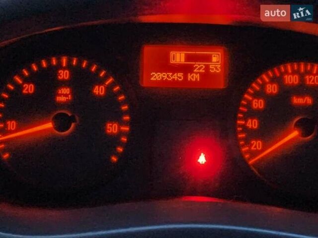 Опель Виваро 2013 в Дубно на Automoto.ua Белый Опель Виваро, объемом двигателя 2 л и пробегом 209 тыс. км за 13900 $, фото 23 на Automoto.ua