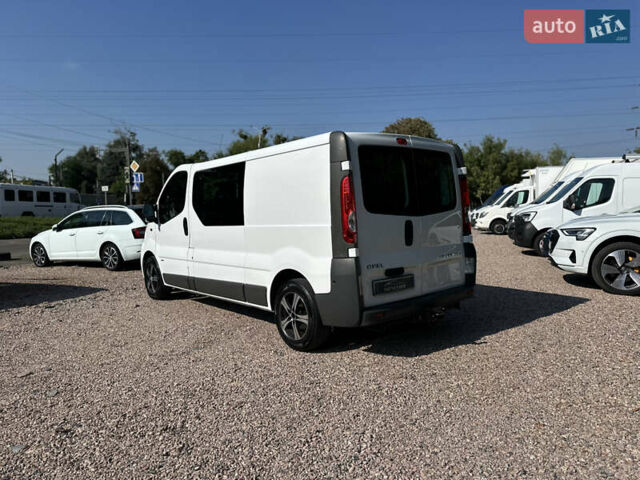 Белый Опель Виваро, объемом двигателя 2 л и пробегом 171 тыс. км за 14250 $, фото 6 на Automoto.ua