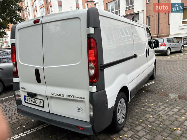 Белый Опель Виваро, объемом двигателя 2 л и пробегом 321 тыс. км за 9900 $, фото 9 на Automoto.ua