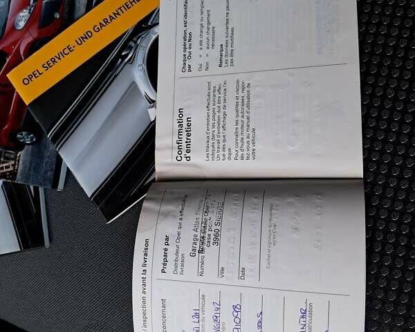 Белый Опель Виваро, объемом двигателя 2 л и пробегом 280 тыс. км за 12900 $, фото 5 на Automoto.ua