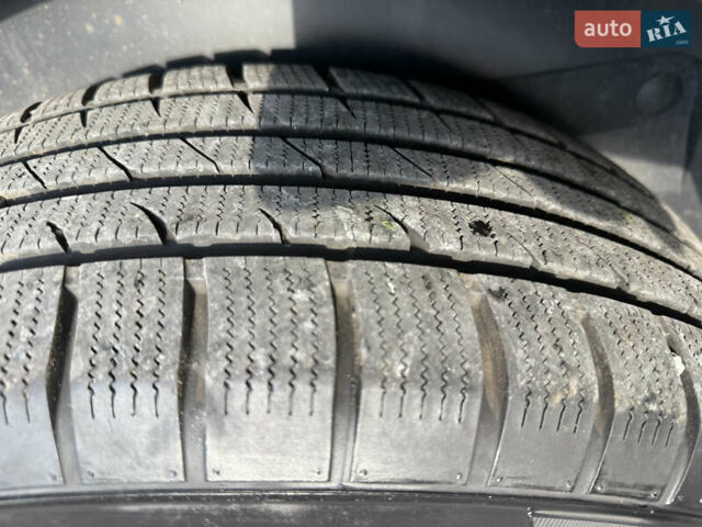 Белый Опель Виваро, объемом двигателя 2 л и пробегом 119 тыс. км за 14300 $, фото 14 на Automoto.ua