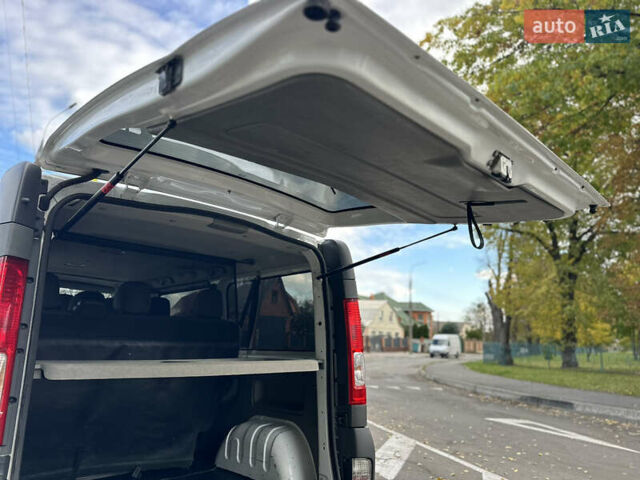 Білий Опель Віваро, об'ємом двигуна 2 л та пробігом 261 тис. км за 14700 $, фото 40 на Automoto.ua