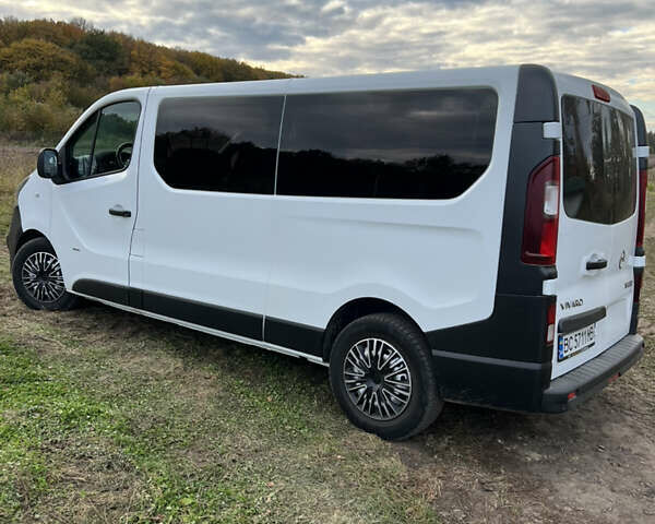 Опель Віваро 2014 у Львові на Automoto.ua Білий Опель Віваро, об'ємом двигуна 1.6 л та пробігом 280 тис. км за 344 $, фото 7 на Automoto.ua