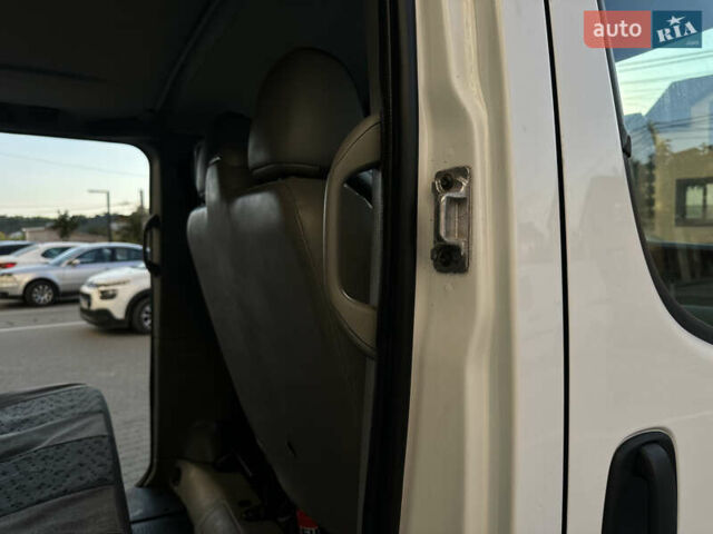 Білий Опель Віваро, об'ємом двигуна 2 л та пробігом 261 тис. км за 14499 $, фото 50 на Automoto.ua