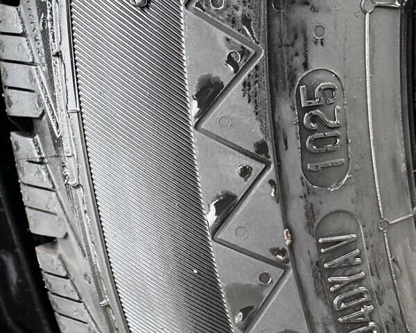 Білий Опель Віваро, об'ємом двигуна 2 л та пробігом 300 тис. км за 14350 $, фото 47 на Automoto.ua