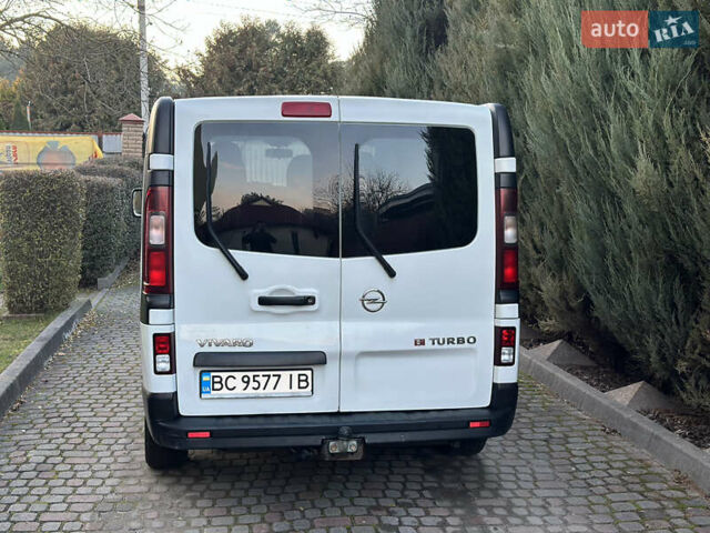Белый Опель Виваро, объемом двигателя 1.6 л и пробегом 215 тыс. км за 17450 $, фото 4 на Automoto.ua