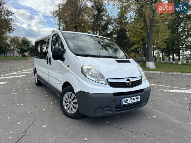 Білий Опель Віваро, об'ємом двигуна 2 л та пробігом 261 тис. км за 14700 $, фото 12 на Automoto.ua