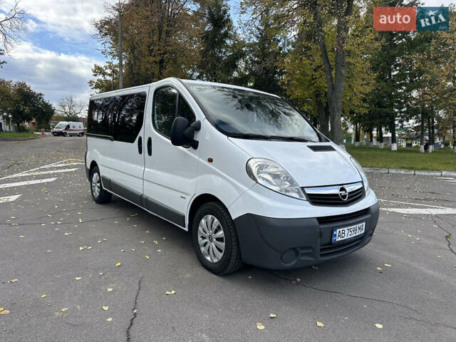 Білий Опель Віваро, об'ємом двигуна 2 л та пробігом 261 тис. км за 14700 $, фото 24 на Automoto.ua