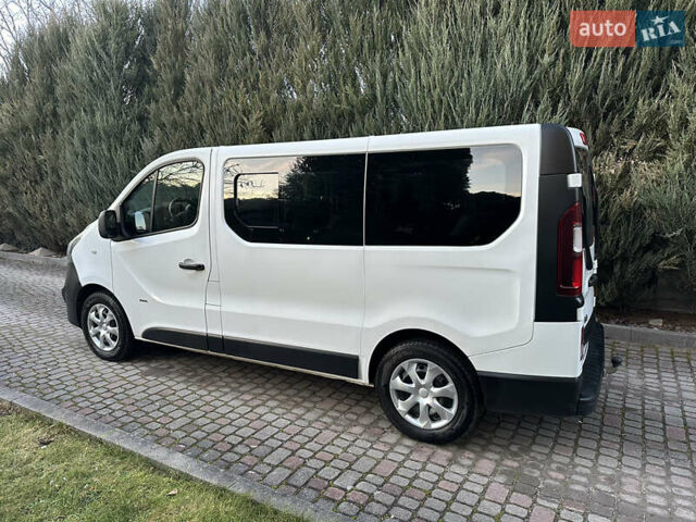 Белый Опель Виваро, объемом двигателя 1.6 л и пробегом 215 тыс. км за 17450 $, фото 6 на Automoto.ua