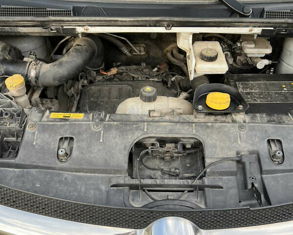 Опель Віваро 2014 у Львові на Automoto.ua Білий Опель Віваро, об'ємом двигуна 1.6 л та пробігом 280 тис. км за 344 $, фото 22 на Automoto.ua