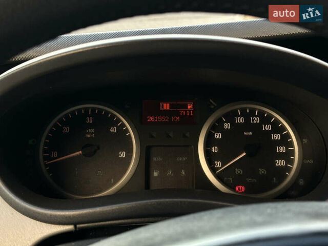 Білий Опель Віваро, об'ємом двигуна 2 л та пробігом 261 тис. км за 14499 $, фото 40 на Automoto.ua