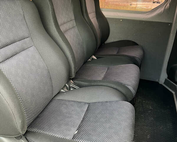 Опель Віваро 2014 у Львові на Automoto.ua Білий Опель Віваро, об'ємом двигуна 1.6 л та пробігом 280 тис. км за 344 $, фото 13 на Automoto.ua