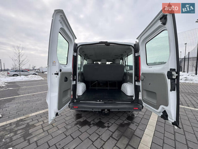 Білий Опель Віваро, об'ємом двигуна 2 л та пробігом 300 тис. км за 14350 $, фото 45 на Automoto.ua