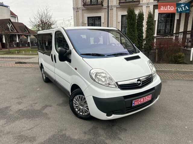Белый Опель Виваро, объемом двигателя 2 л и пробегом 198 тыс. км за 15399 $, фото 18 на Automoto.ua
