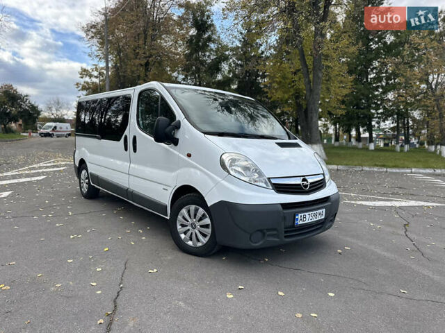 Білий Опель Віваро, об'ємом двигуна 2 л та пробігом 261 тис. км за 14700 $, фото 13 на Automoto.ua