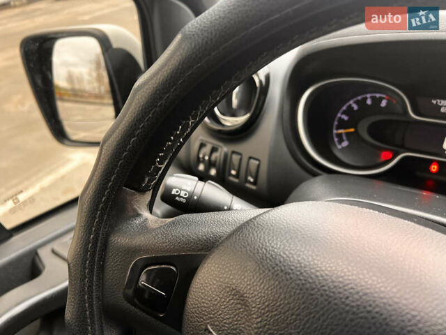 Белый Опель Виваро, объемом двигателя 1.6 л и пробегом 170 тыс. км за 16300 $, фото 12 на Automoto.ua