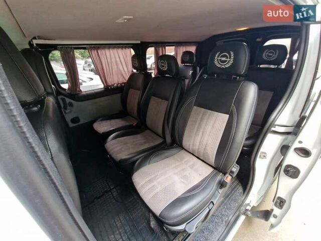 Белый Опель Виваро, объемом двигателя 1.6 л и пробегом 192 тыс. км за 14990 $, фото 48 на Automoto.ua