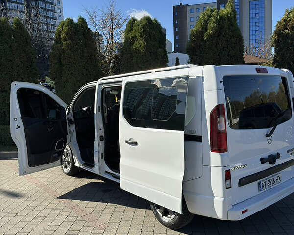 Білий Опель Віваро, об'ємом двигуна 1.6 л та пробігом 243 тис. км за 16200 $, фото 12 на Automoto.ua