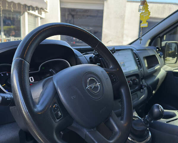 Білий Опель Віваро, об'ємом двигуна 1.6 л та пробігом 243 тис. км за 16200 $, фото 20 на Automoto.ua