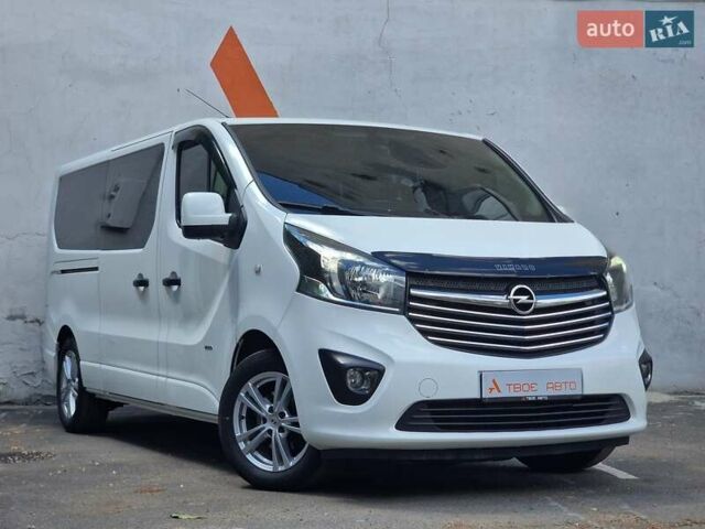 Белый Опель Виваро, объемом двигателя 1.6 л и пробегом 192 тыс. км за 14990 $, фото 9 на Automoto.ua
