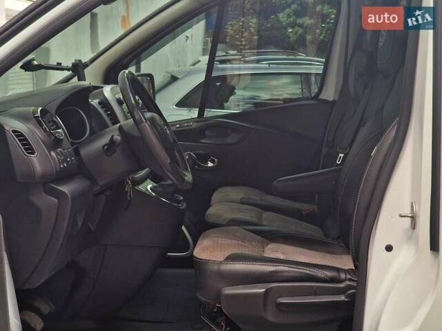 Белый Опель Виваро, объемом двигателя 1.6 л и пробегом 192 тыс. км за 14990 $, фото 34 на Automoto.ua