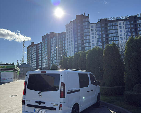 Білий Опель Віваро, об'ємом двигуна 1.6 л та пробігом 243 тис. км за 16200 $, фото 15 на Automoto.ua