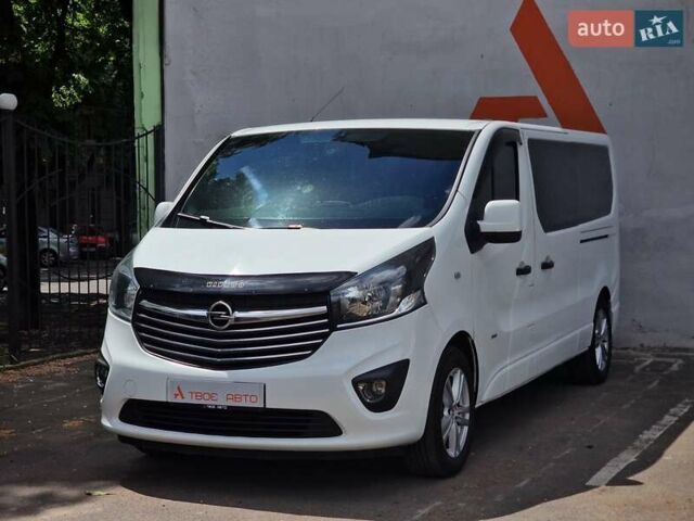 Белый Опель Виваро, объемом двигателя 1.6 л и пробегом 192 тыс. км за 14990 $, фото 5 на Automoto.ua