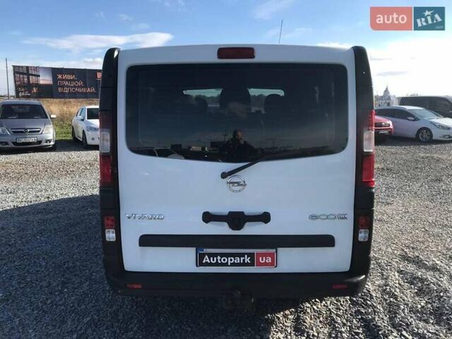 Белый Опель Виваро, объемом двигателя 1.6 л и пробегом 196 тыс. км за 14990 $, фото 7 на Automoto.ua