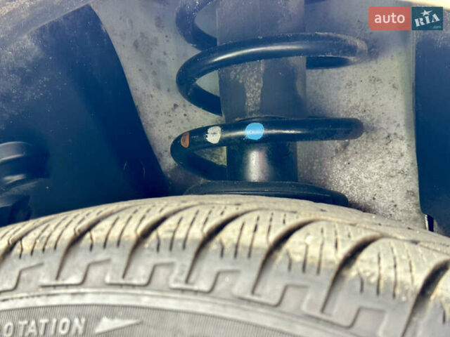 Белый Опель Виваро, объемом двигателя 1.6 л и пробегом 186 тыс. км за 15500 $, фото 13 на Automoto.ua