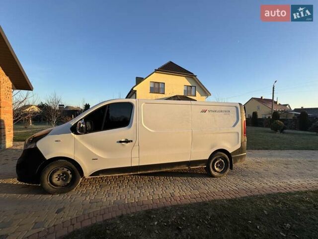 Білий Опель Віваро, об'ємом двигуна 1.6 л та пробігом 300 тис. км за 11200 $, фото 2 на Automoto.ua