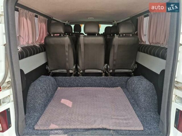 Белый Опель Виваро, объемом двигателя 1.6 л и пробегом 192 тыс. км за 14990 $, фото 31 на Automoto.ua